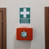 Cassetta Pronto Soccorso All.2 per Aziende Sotto 3 Lavoratori Gruppo C + Cartello PVC 30×20 Cassetta Colore Arancio