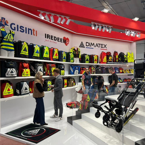 Elevia: Sedia Motorizzata Montascale per disabili Elettrico - Sali scendi scale - Sedia a rotelle per scale con Batteria Lunga Durata: 1600 gradini [Portata fino a 160 kg]